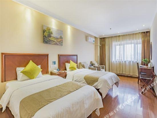 GUEST ROOM, 2 BEDS