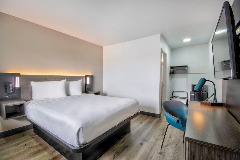 Motel6 Austin, TX - North 26/48