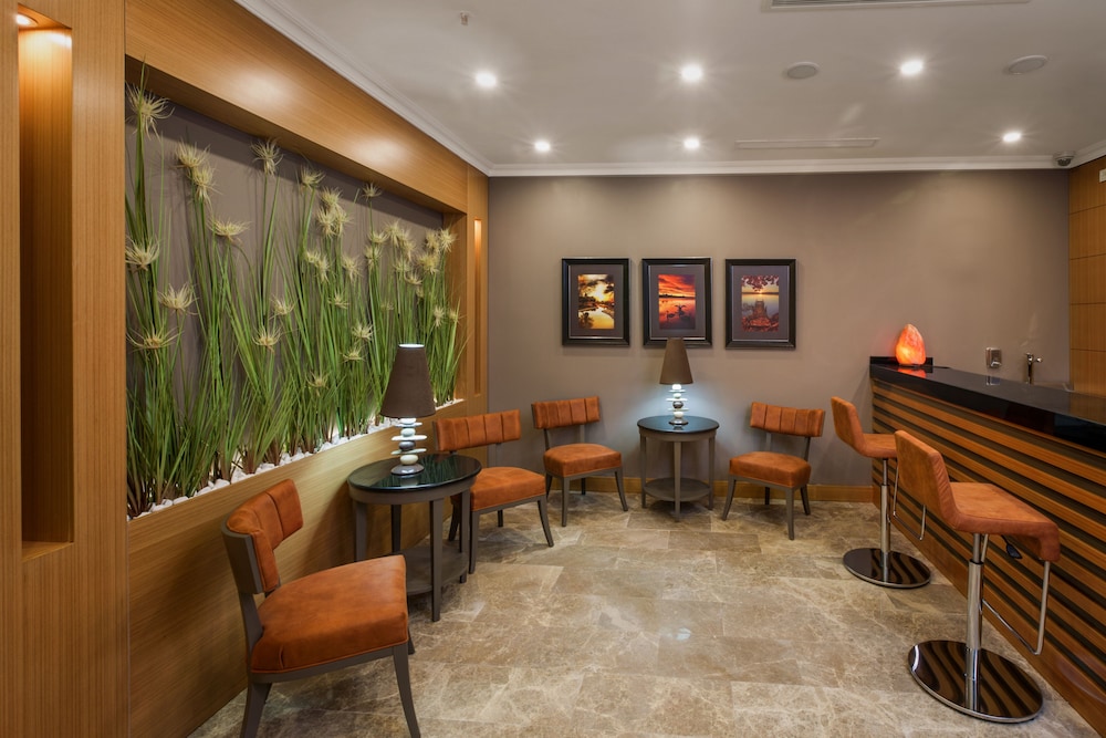 Ferman Hilal Hotel 52/63