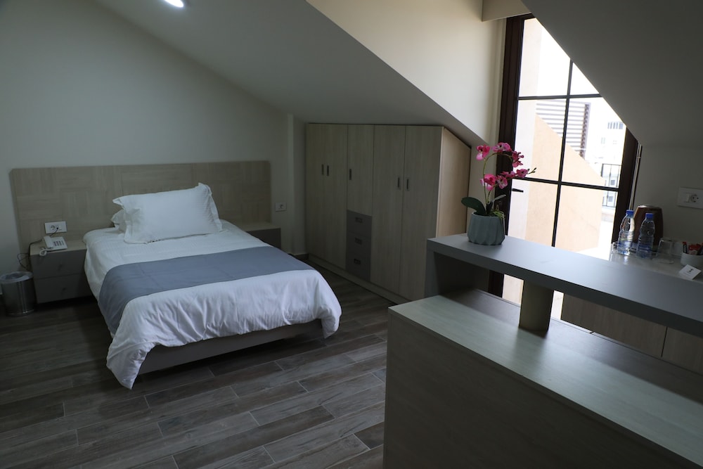 Byblos Palms Suite Hotel, Byblos 18/37