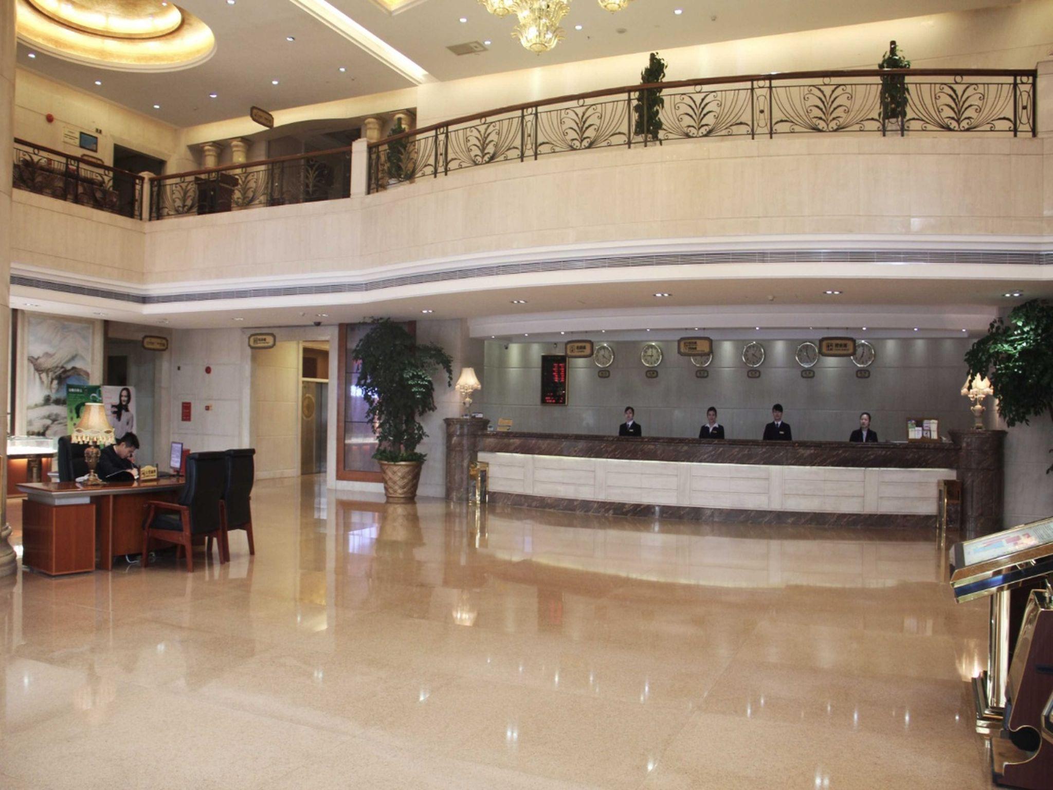 Wanhua International Hotel 6/22