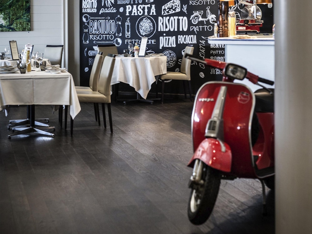 MOVENPICK HOTEL LAUSANNE 44/79