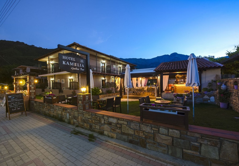 Kamelia Hotel 4/50
