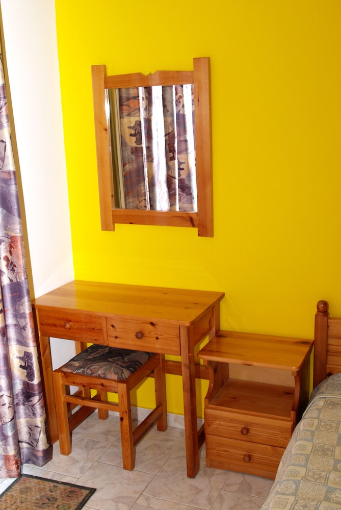 Marianthi Studios Stegna 62/70