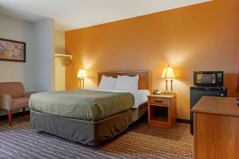 Econo Lodge Lakeview 16/44