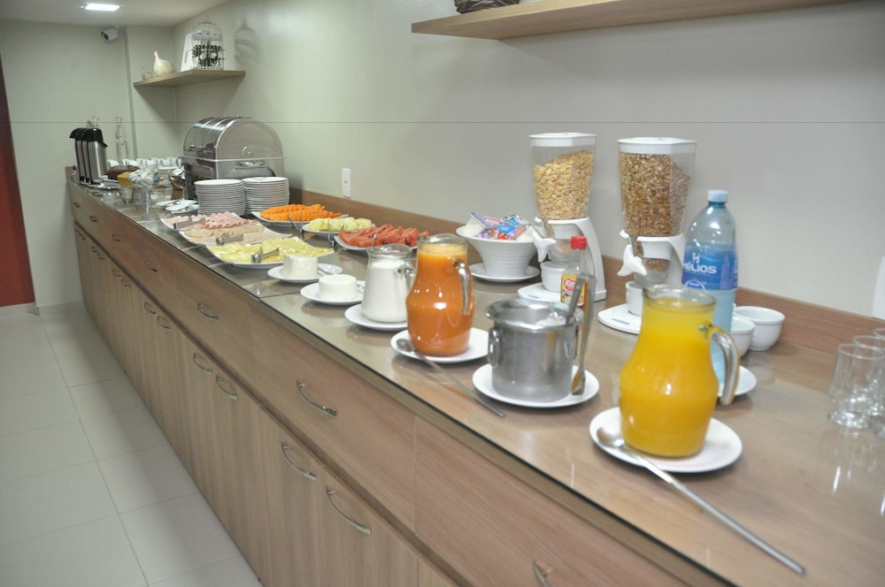 MONT BLANC SUITES DUQUE DE CAXIAS 30/41