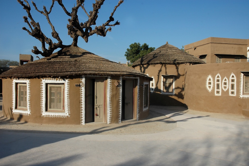 DESERT RESORT MANDAWA