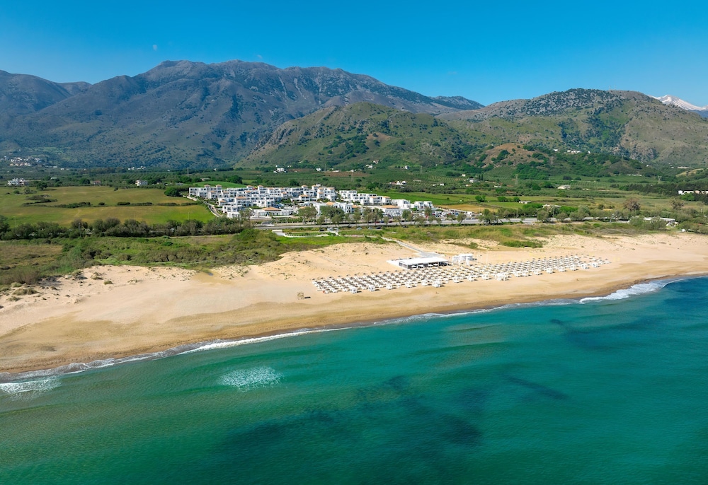 Anemos Luxury Grand Resort 149/153