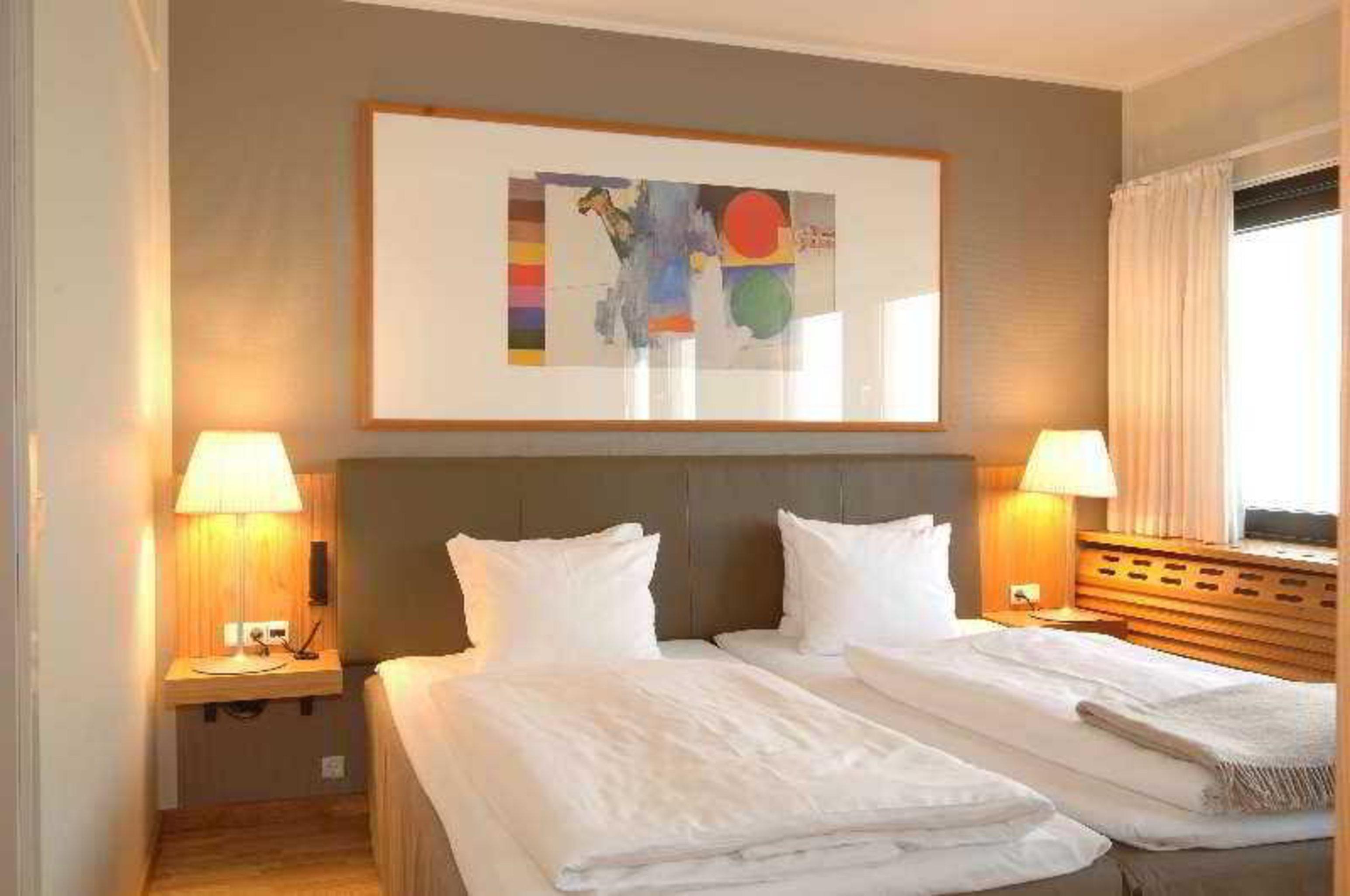 Economy, Double Bed