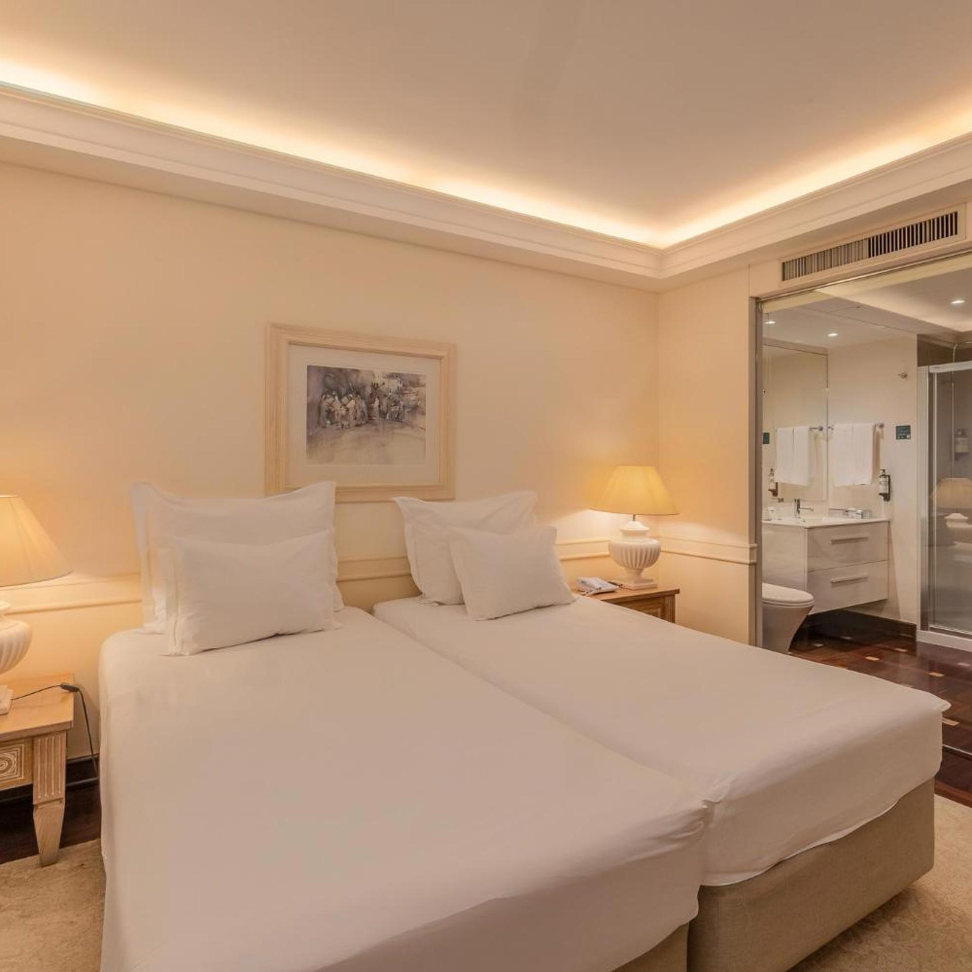 Room, Twin Beds, Sea View