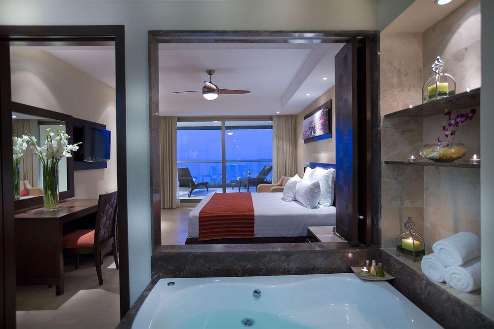 Deluxe, Suite, Sea View
