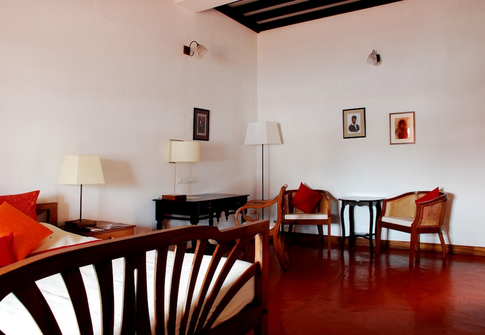 Maison Perumal Hotel & Restaurant CGH Earth 23/40