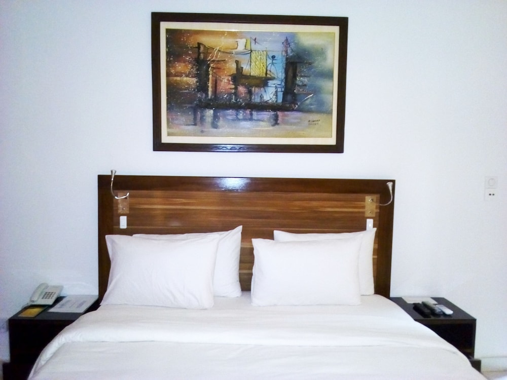 Residence Maryka Ii 13/27