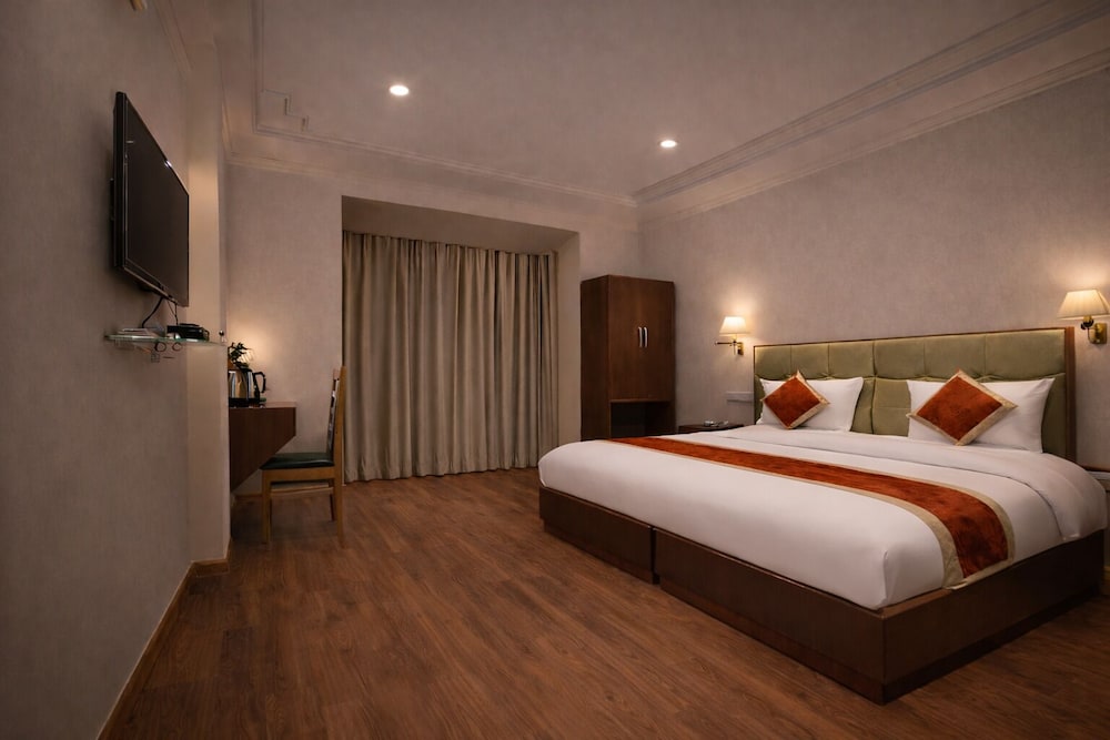 Royal Holiday Leh 14/43
