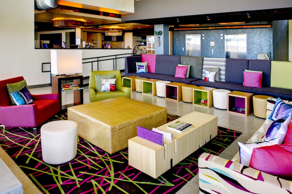 Aloft Leawood-Overland Park 20/38
