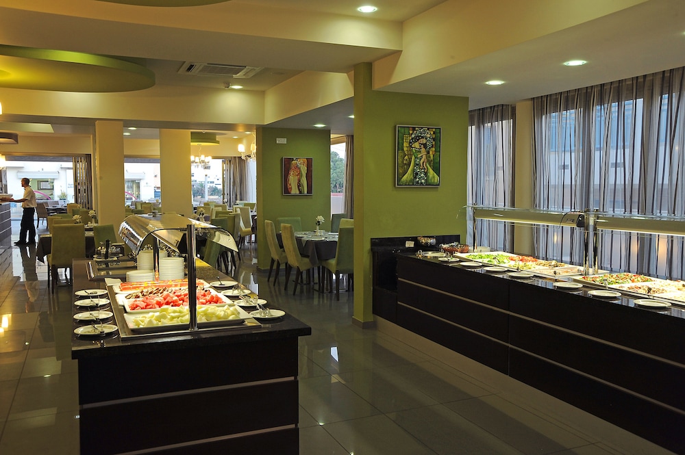 Euronapa Hotel Apartments 25/45