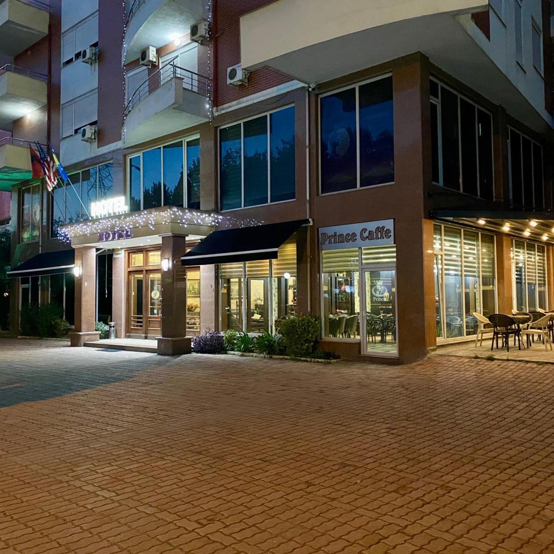 Prince Hotel 2/69