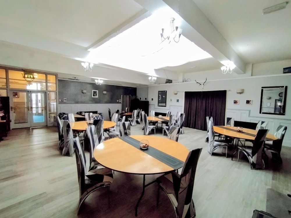 Oyo Gin House Hotel 33/50