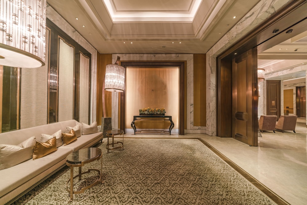 IFC Residence 15/32