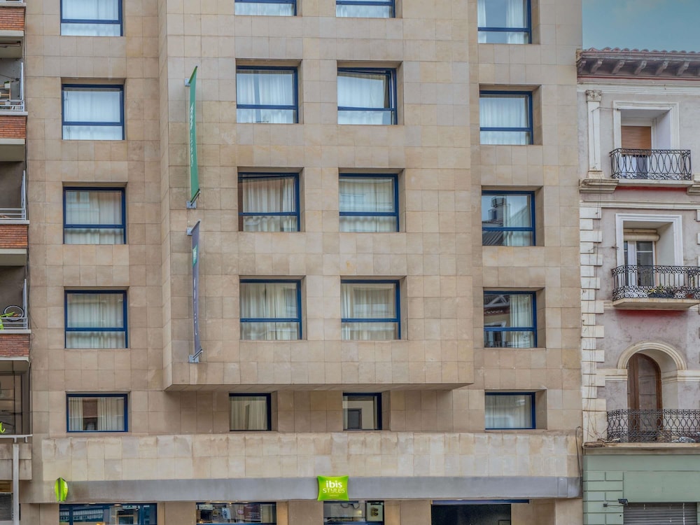 ibis Styles Zaragoza Ramiro I 2/65