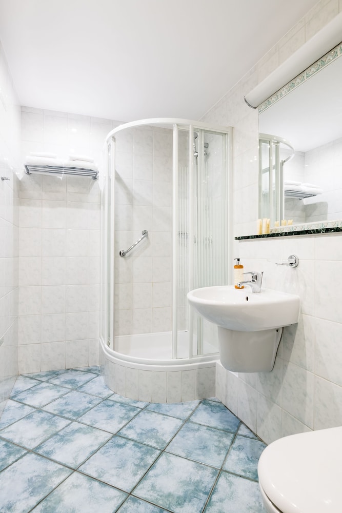 غرفة اقتصادية بسرير مزدوج، Hotel Wersal 3/3