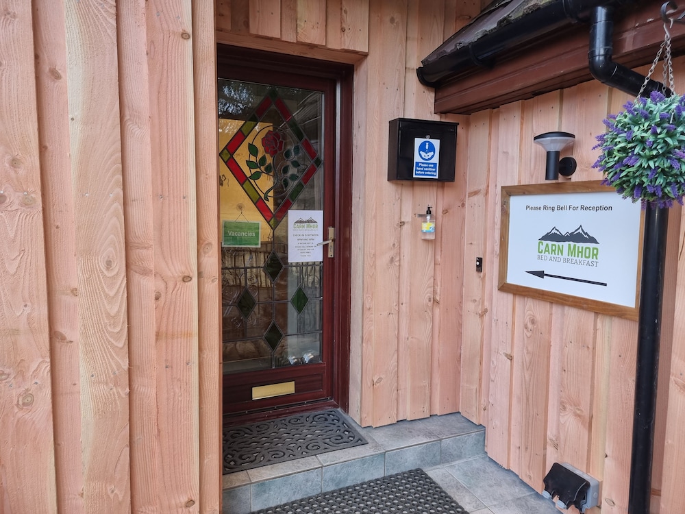 Carn Mhor Bed and Breakfast 6/50
