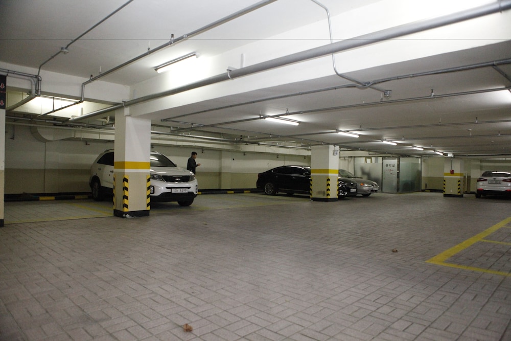 Gukje Business Hotel 23/31