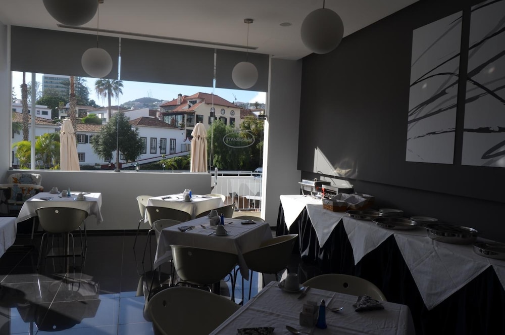 Madeira Bright Star Hotel 43/59