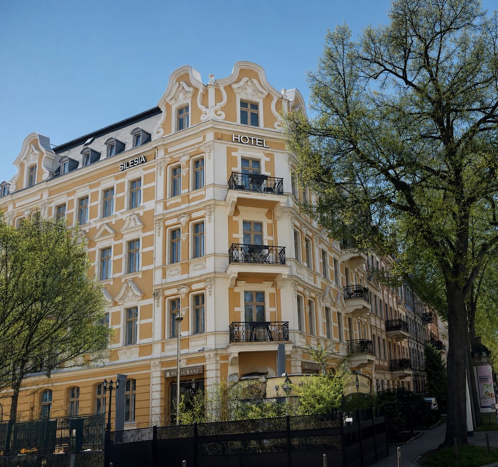 Hotel Silesia 3/56