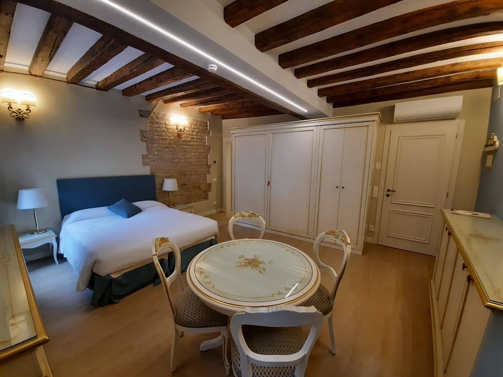 Locanda Ca' Zose 36/40