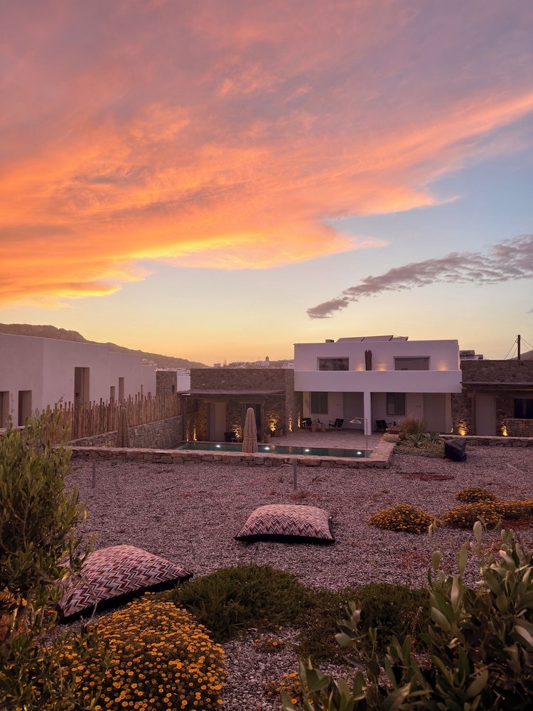 Mykonos Dot - Art Homes 29/46