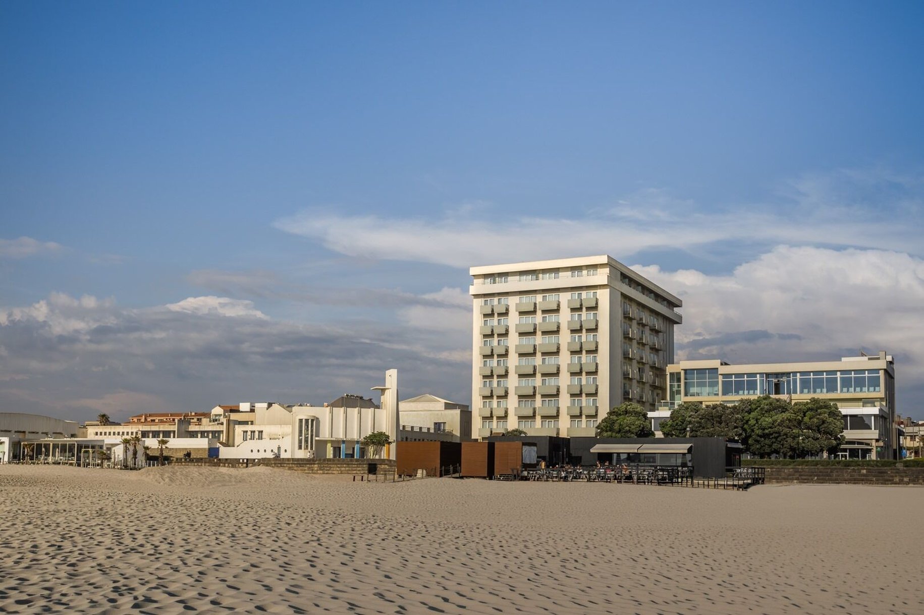 Exe Praia Golfe 4/77