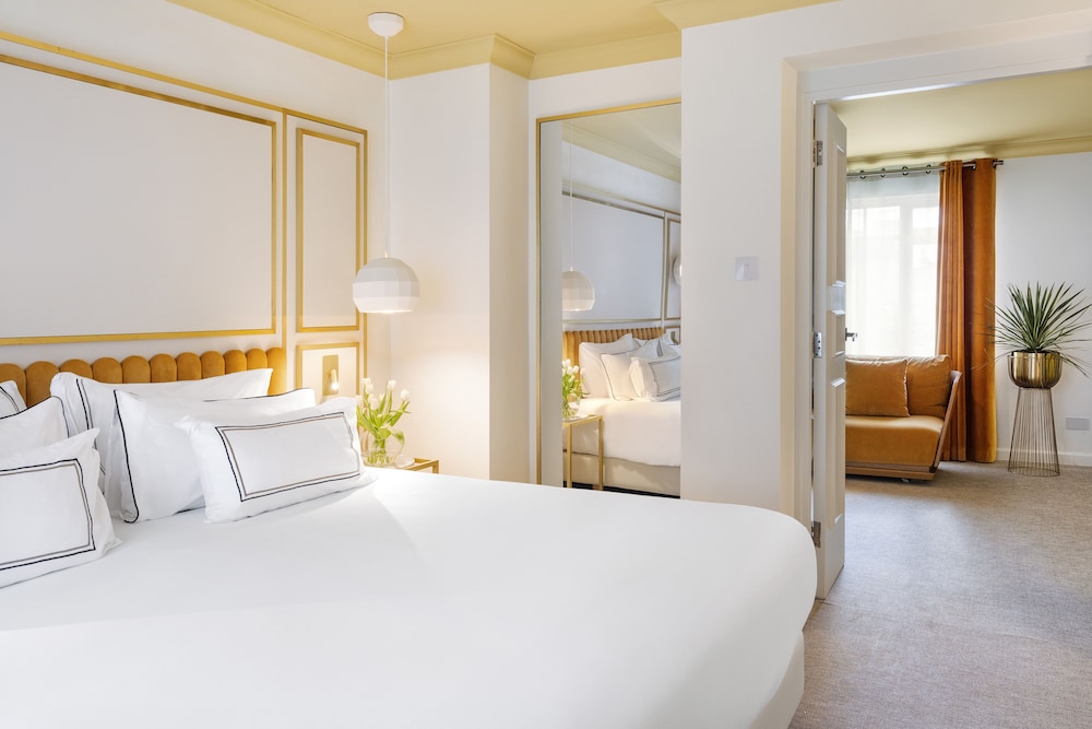 Melia London Kensington Member of Melia Collection 32/93