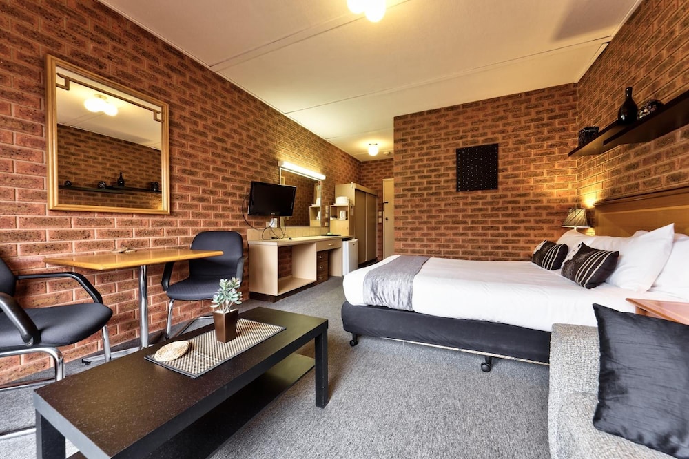 Central Yarrawonga Motor Inn 15/36
