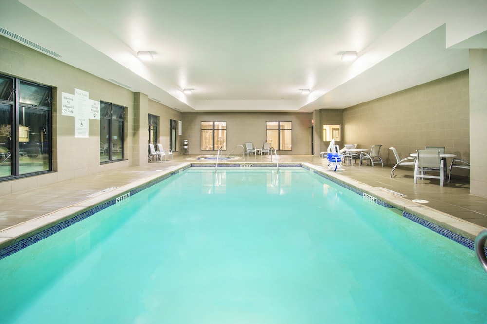 Holiday Inn Express Hotel Suites Amarillo West 37/71