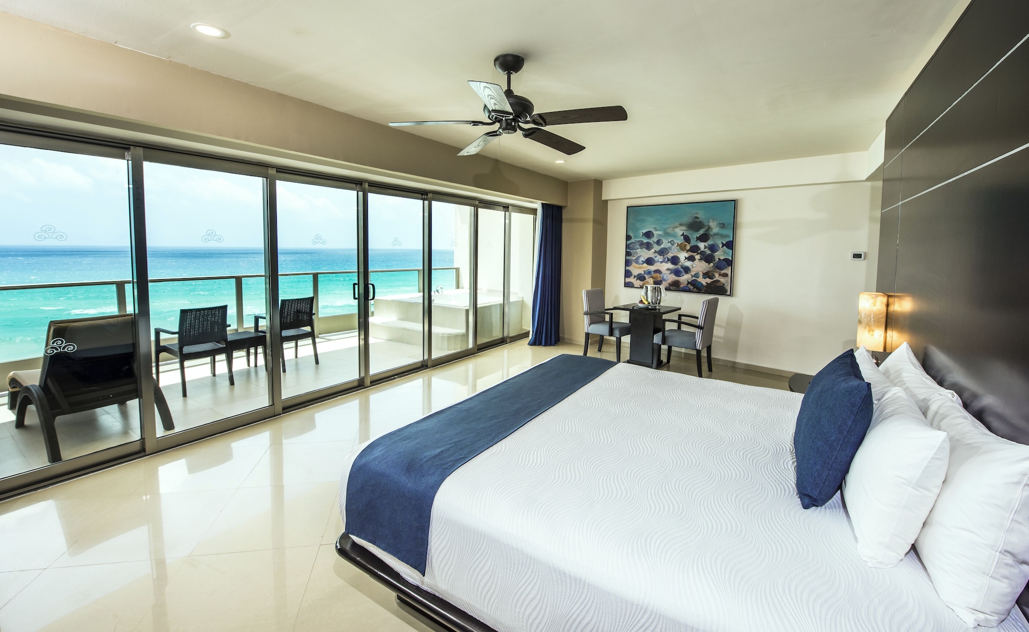 Suite, King Bed, Ocean Front
