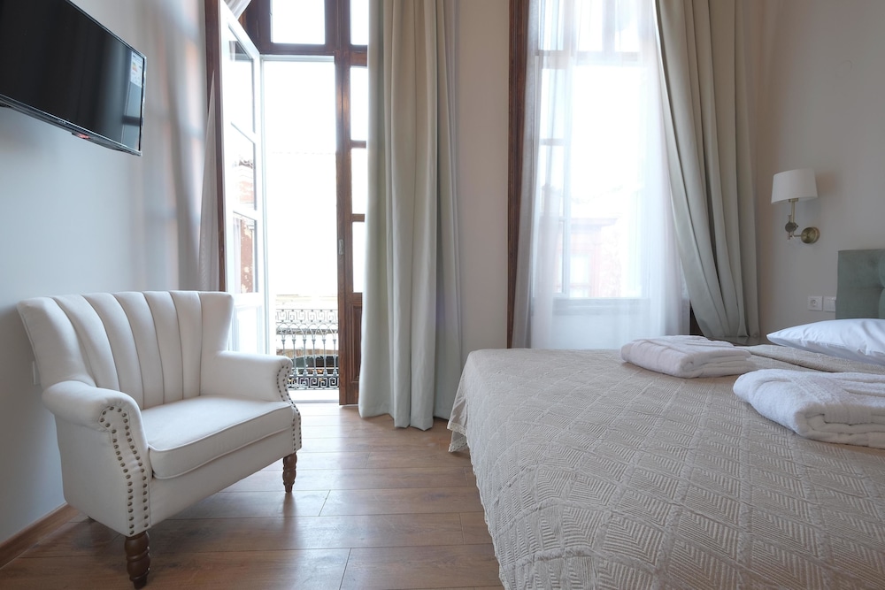 Agora Residence 9/50