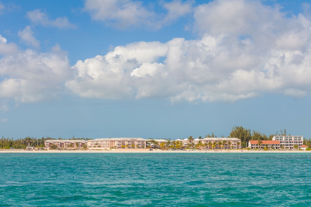 Island Seas Resort 53/60