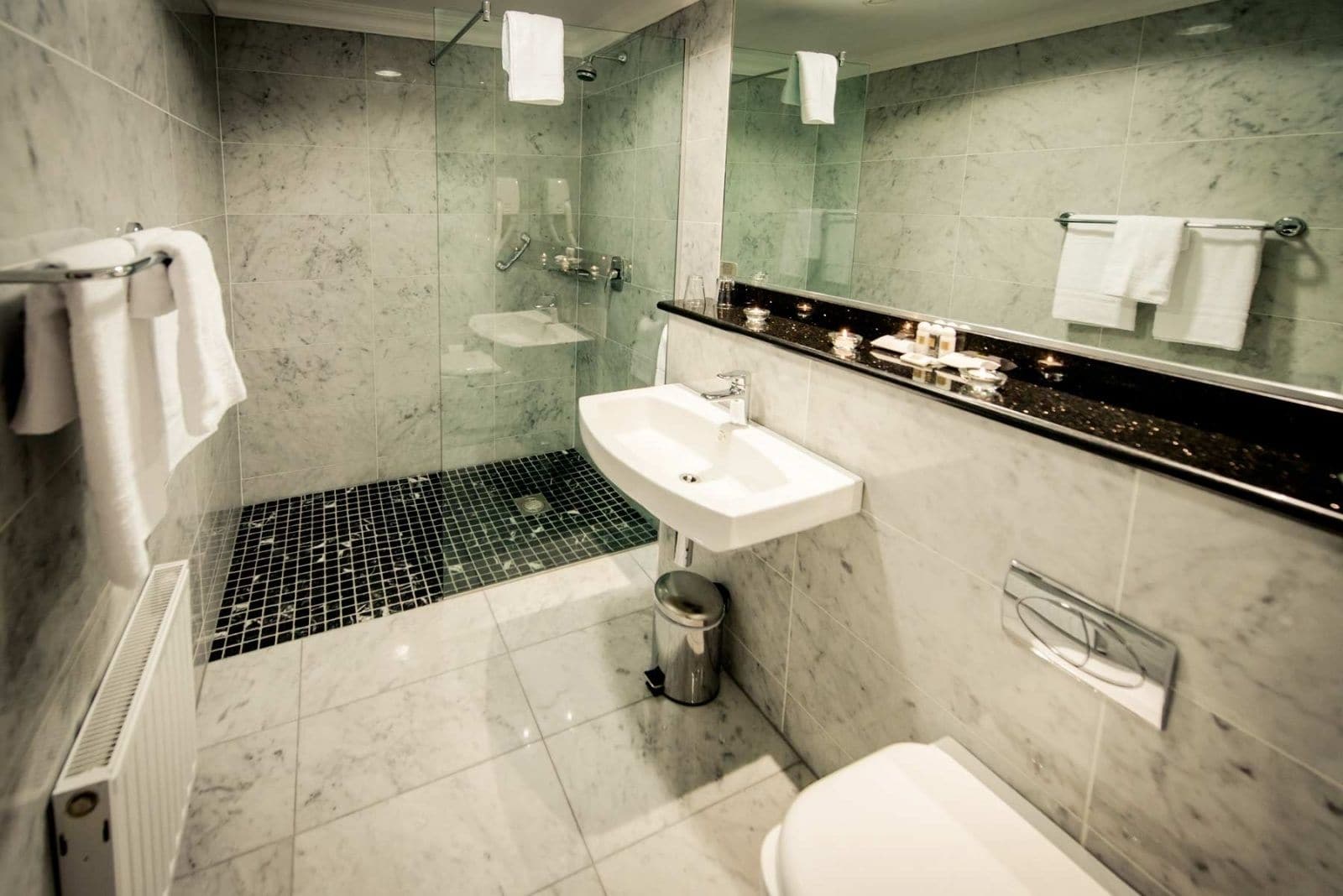 غرفة قياسية بسرير مزدوج، Albany House Hotel 8/9