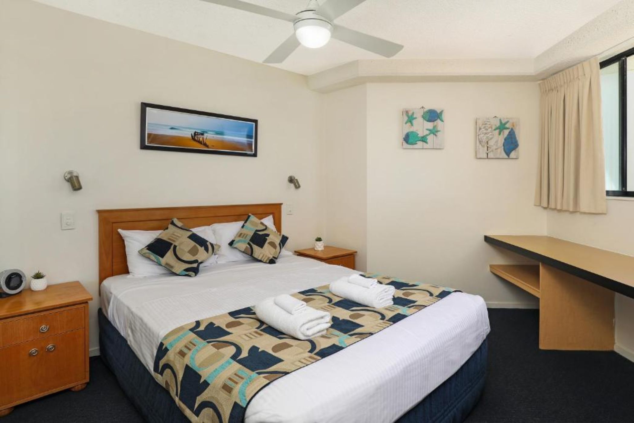 1 Bedroom, Middle Floor