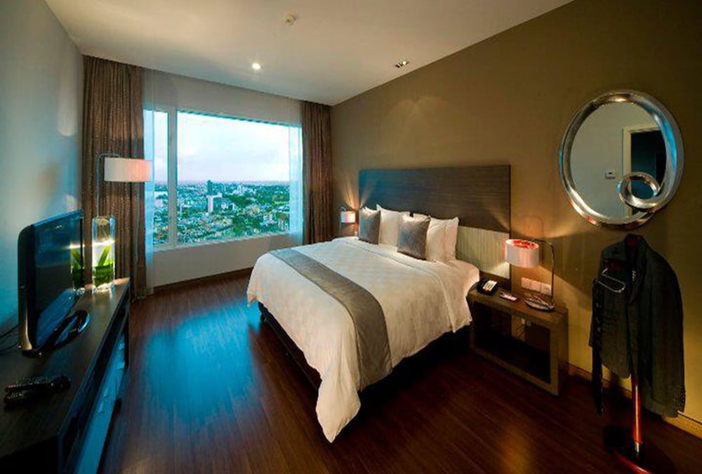 Pullman Kuching 13/70