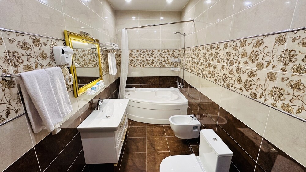 Garden Plaza Bukhara 44/45