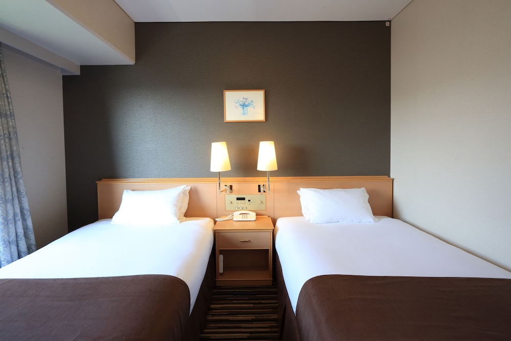 STANDARD, TWIN BEDS, SMOKING