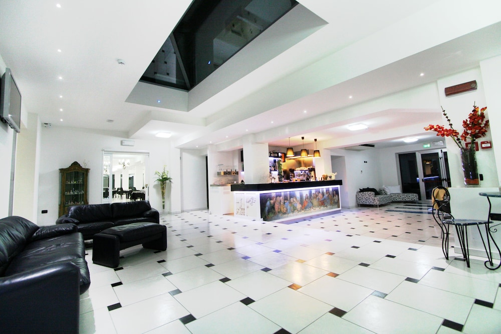 Hotel Leonardo &amp; Residenza Marconi 9/50