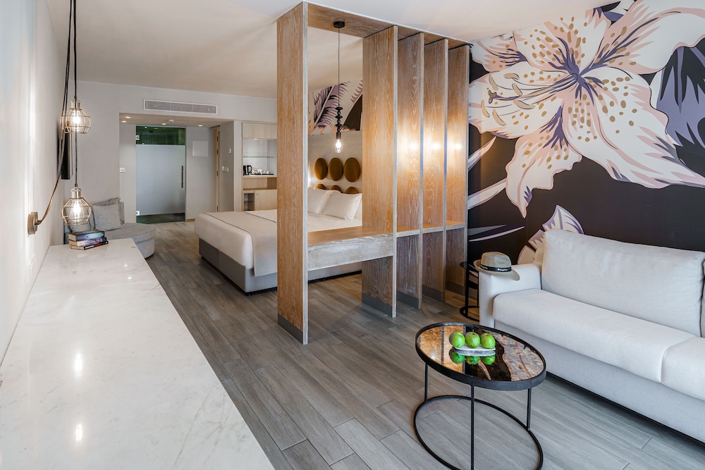Vangelis Hotel Apartments 50/72