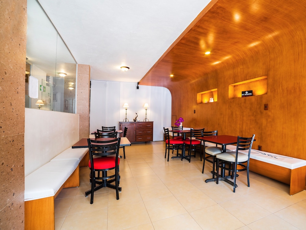 Cano Hotel 26/31