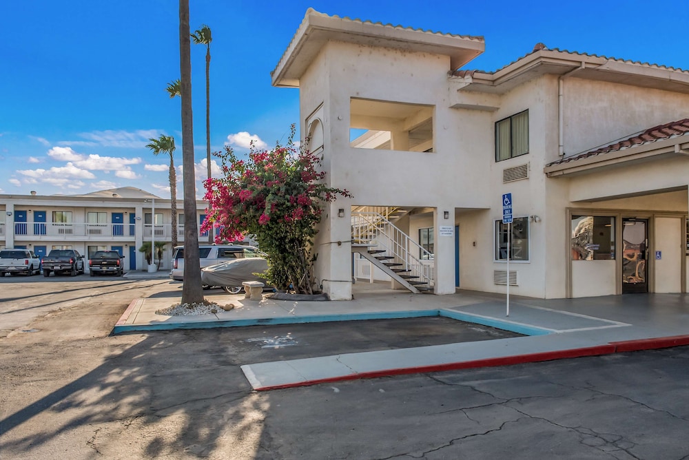 Motel6 Westley Ca 29/40