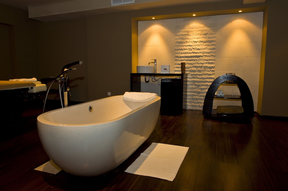 Lighthouse Golf And Spa Hotel 50/50