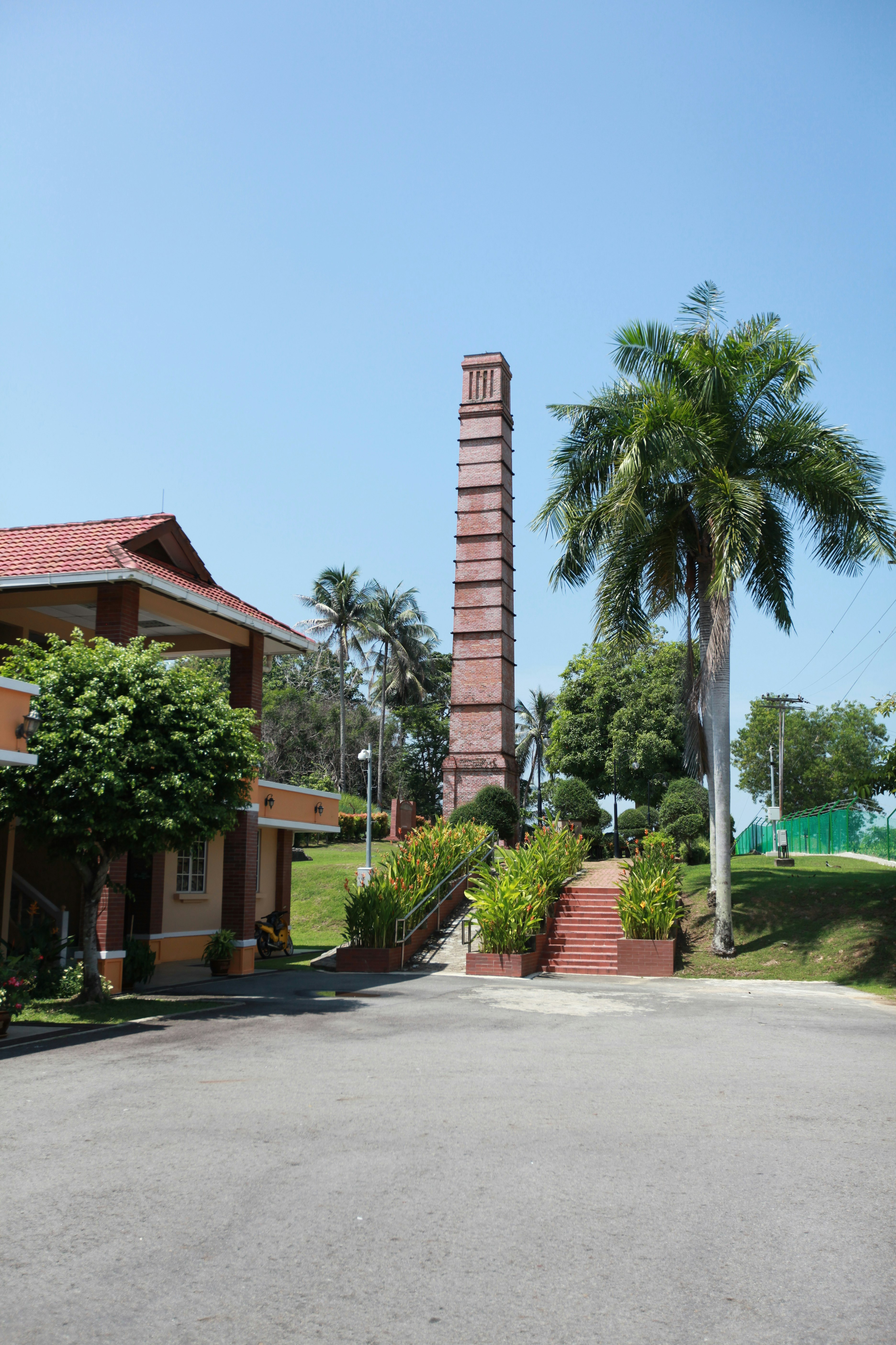 DORSETT GRAND LABUAN 40/50