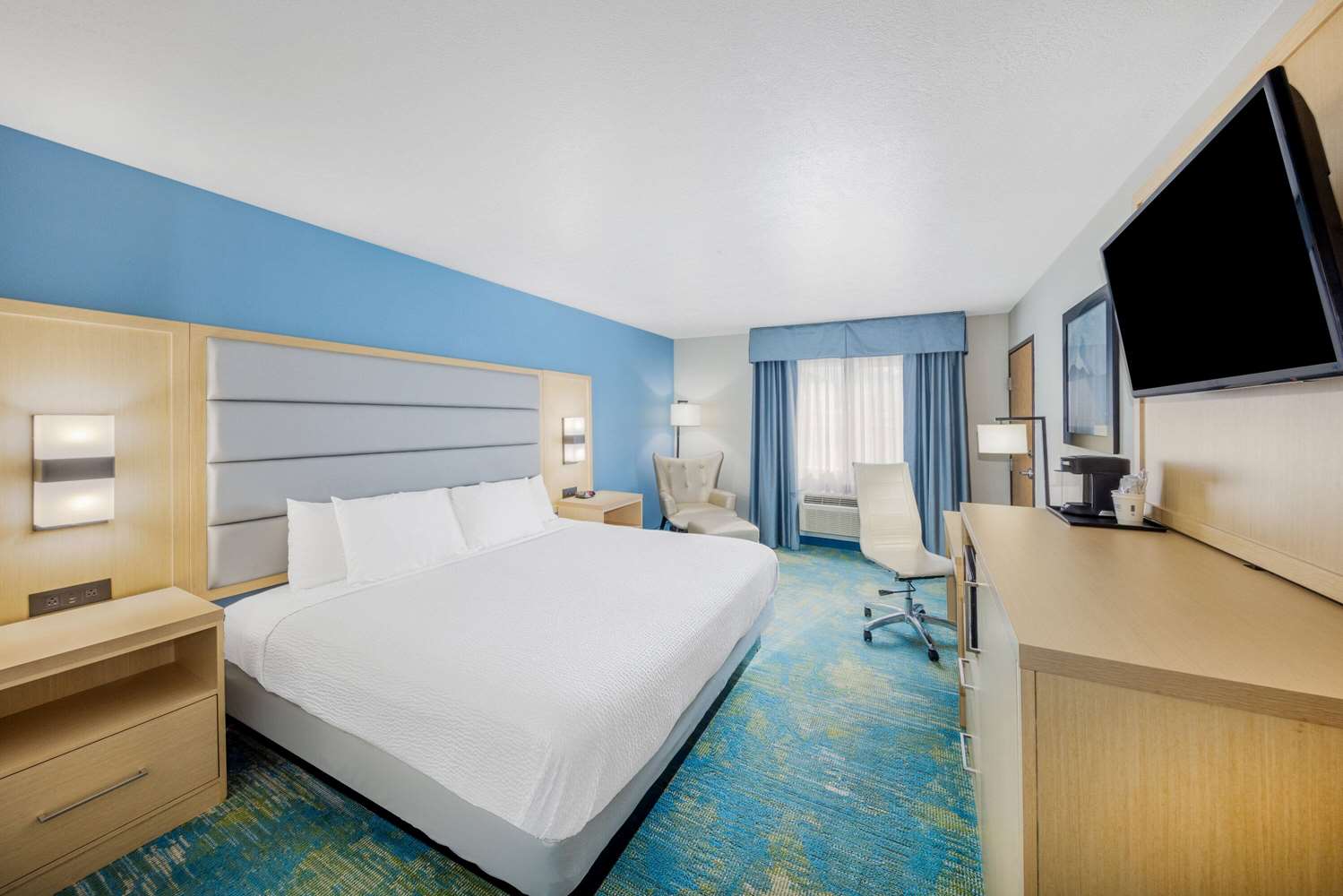 Days Inn By Wyndham Springville 14/44